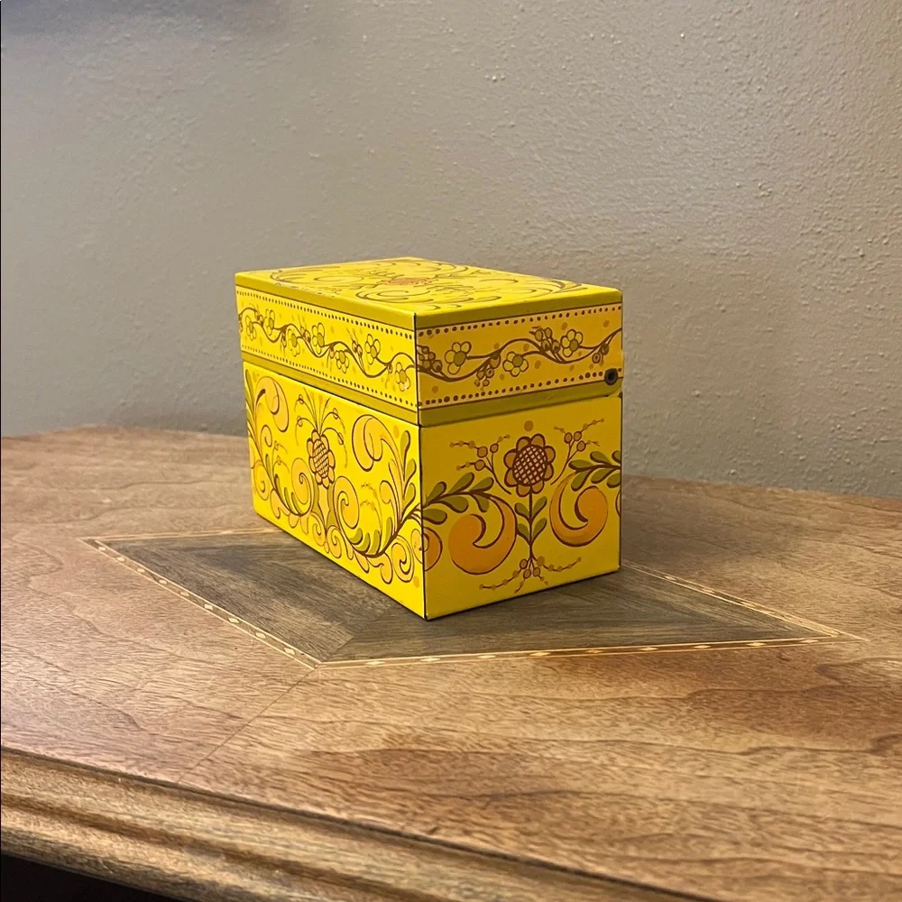 Vintage Retro Avon Recipe Box
